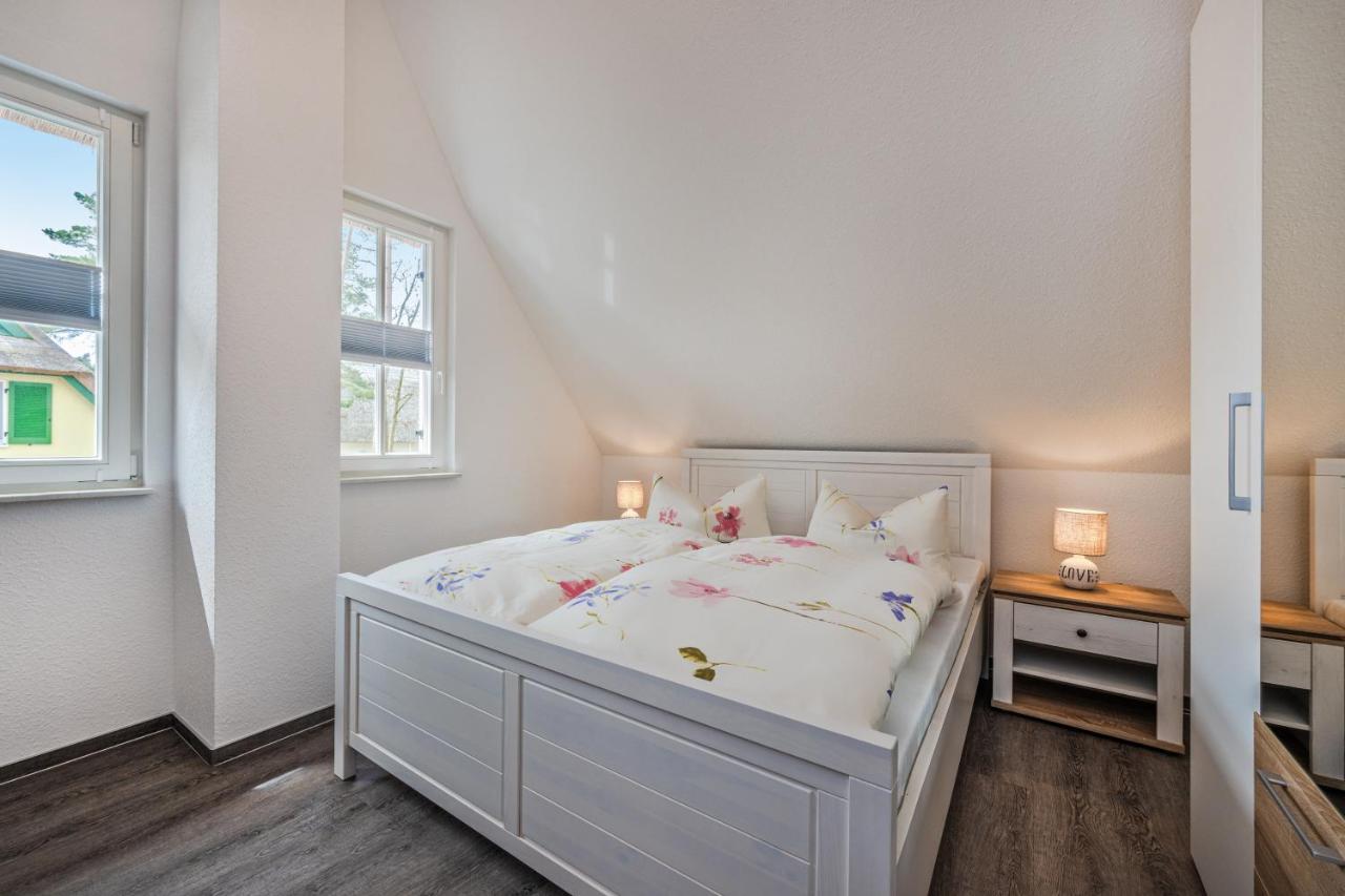 Reetdachhaus Am Haff Mit Sauna, Terrasse, Wlan Zirchow Eksteriør billede